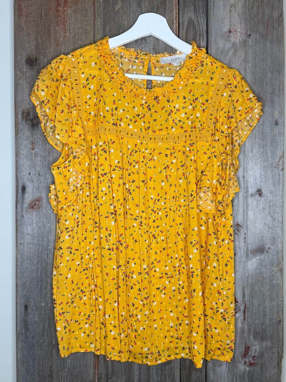 NWT Ann Taylor Loft Yellow Floral Ruffle Sleeve Women's Top Large